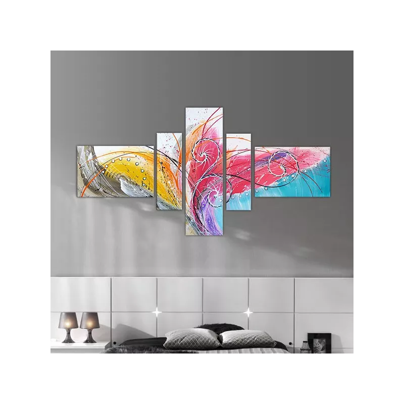 Colourful polyptych and movement