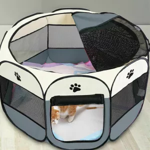 Foldable shelter for cats and small dogs