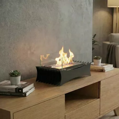 Toscana, chimenea independiente de 3 kW. Color Negro